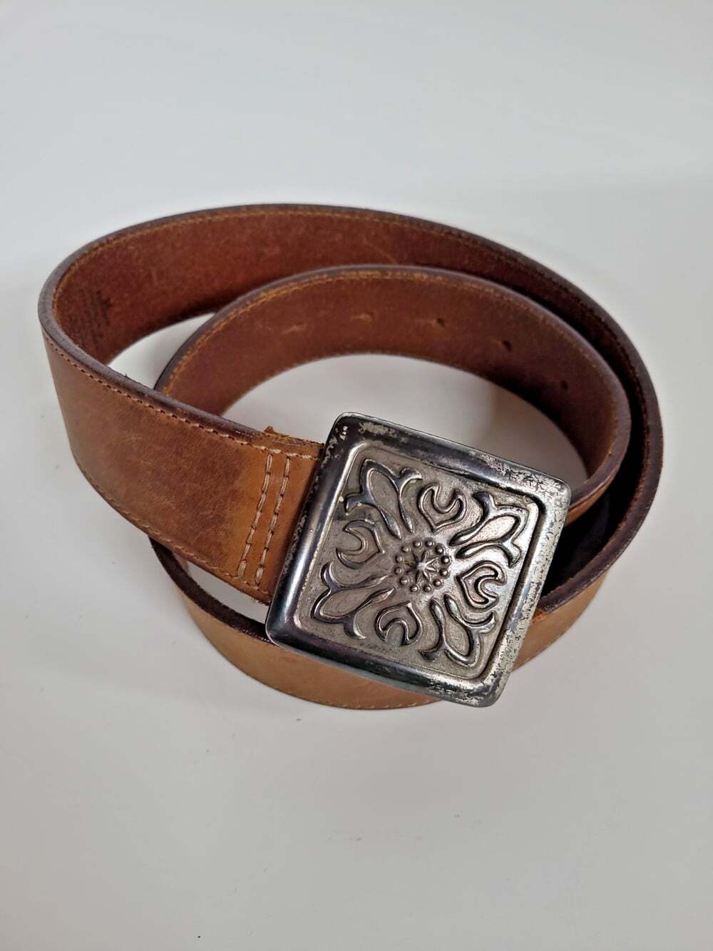 GAP Vintage Italian Leather Belt Women's Size 30